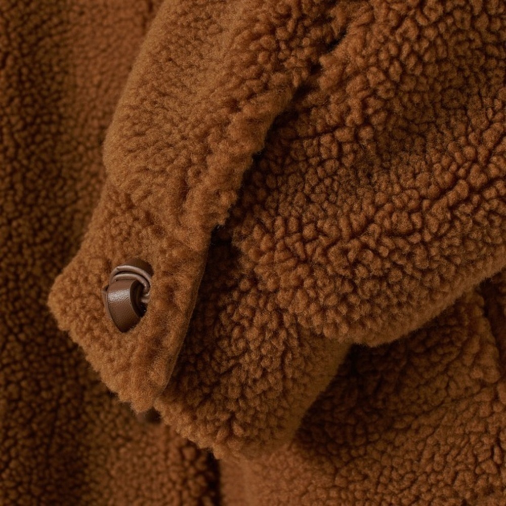 NWT - H&M Teddy coat in size 2. Oversized. P2P 20.5” - Picture 4 of 11